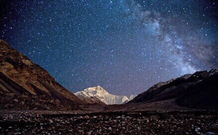 安徽 某年、某月、某天,我想和某人,一起去西藏。你看,夜空多灿烂。