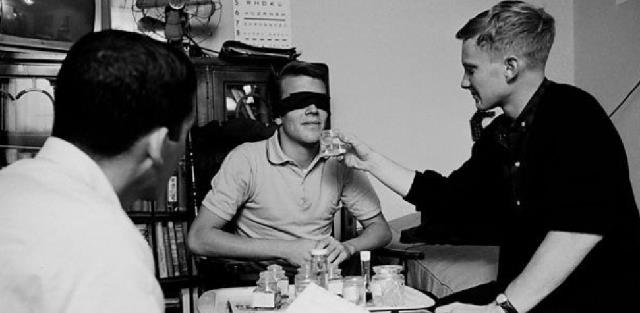 DEEP深度世界|人可以多久不睡觉？美国小伙强撑264小时后，被科学家紧急叫停