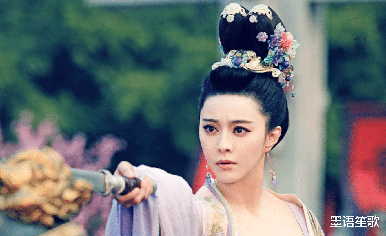 三星堆|武则天寝宫有一密室，每晚睡前必进一次，揭开她鲜为人知的一面