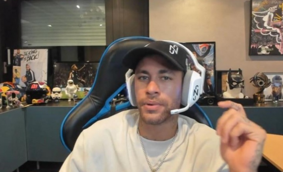 內(nèi)馬爾|轉(zhuǎn)型網(wǎng)紅？?jī)?nèi)馬爾又做爭(zhēng)議行為！梅西錯(cuò)信他，職業(yè)生涯就這樣了