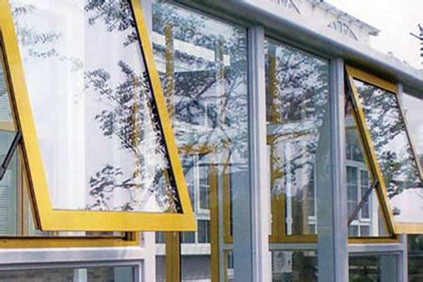 现金流|窗户怎么买才不会被坑？看看过来人的经验，都是花钱买的教训！