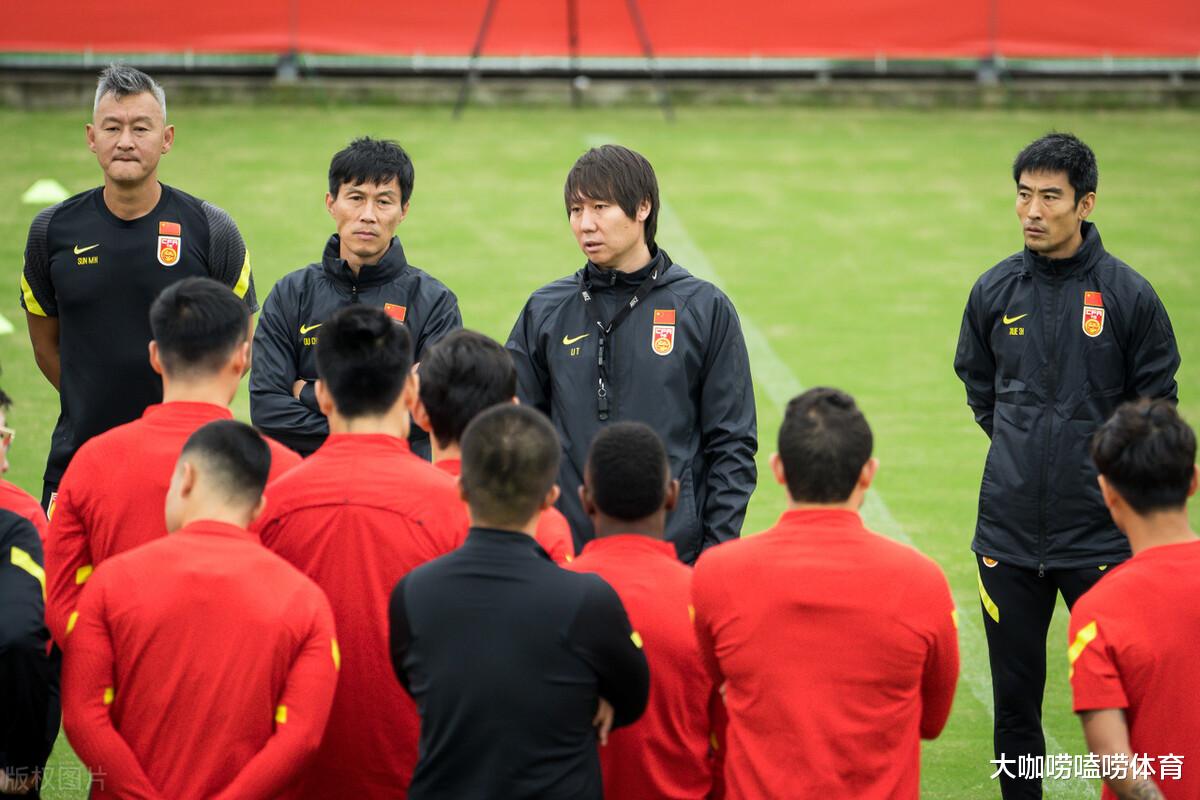 中國足協(xié)|敘利亞足協(xié)官宣！李鐵喜從天降，國足世預(yù)賽傳來重磅喜訊