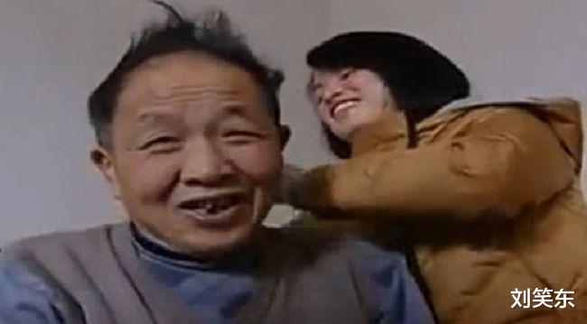刘笑东|38岁女教师爱上66岁清洁工，结婚8年，她说：他是我的灵魂伴侣