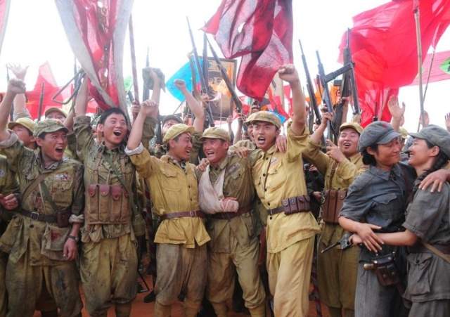 韩先楚|韩先楚究竟有多厉害?一生无败绩被载入美军军史,毛主席破格提升