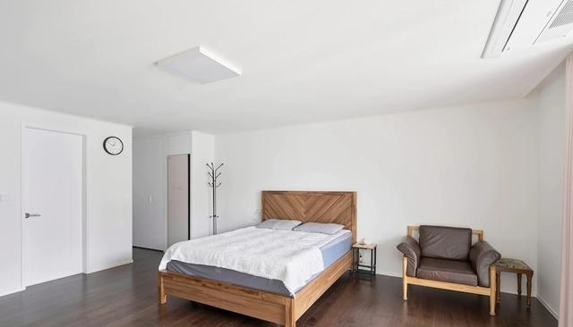 149㎡空中复式，一层融入大平层开阔视野，打造全功能轻奢格局