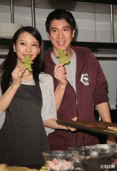 景甜|王力宏人品再遭质疑！和女星跳舞动手动脚，盯着对方眼神直白露骨