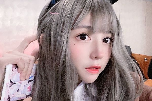 蔡萝莉|蔡萝莉真实年龄多大？素颜现身沙溢火锅店，却被调侃30岁老阿姨！