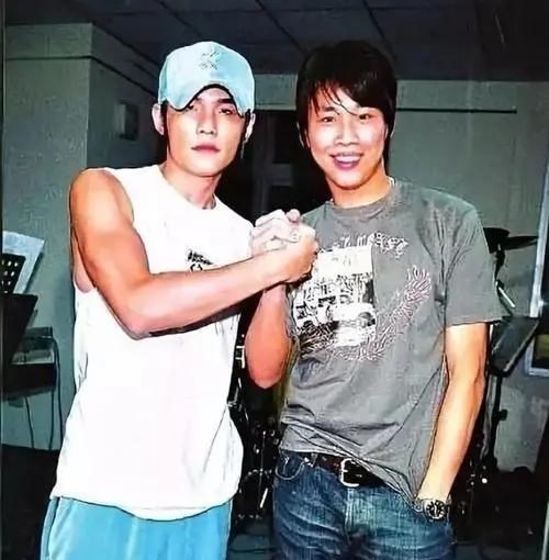 周杰伦|林俊杰正火、周杰伦永远的神？为什么陶喆和王力宏好像“过气”了