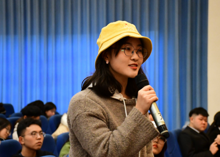 大学生|毕业多年才如梦初醒，民办三本和公办专科差距太明显，后悔选错了