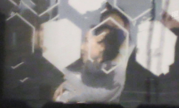 王力宏|白百何与二胎孩子现身摄影棚，白百何妈妈跟随照顾证实二胎传闻