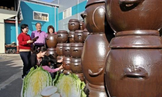 小姐姐|全宇宙都是韩国的？泡菜和柿饼之后，韩剧盯上中国4000多年历史游戏