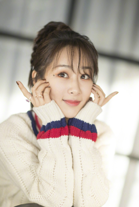 迪丽热巴|公认最火女演员：赵露思垫底，杨幂数据仅是热巴零头，榜首颜霸