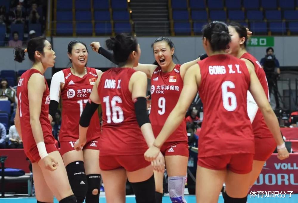 女排|奢侈品成日常標(biāo)配！女排豪華生活令人羨慕，320萬(wàn)法拉利彰顯身份