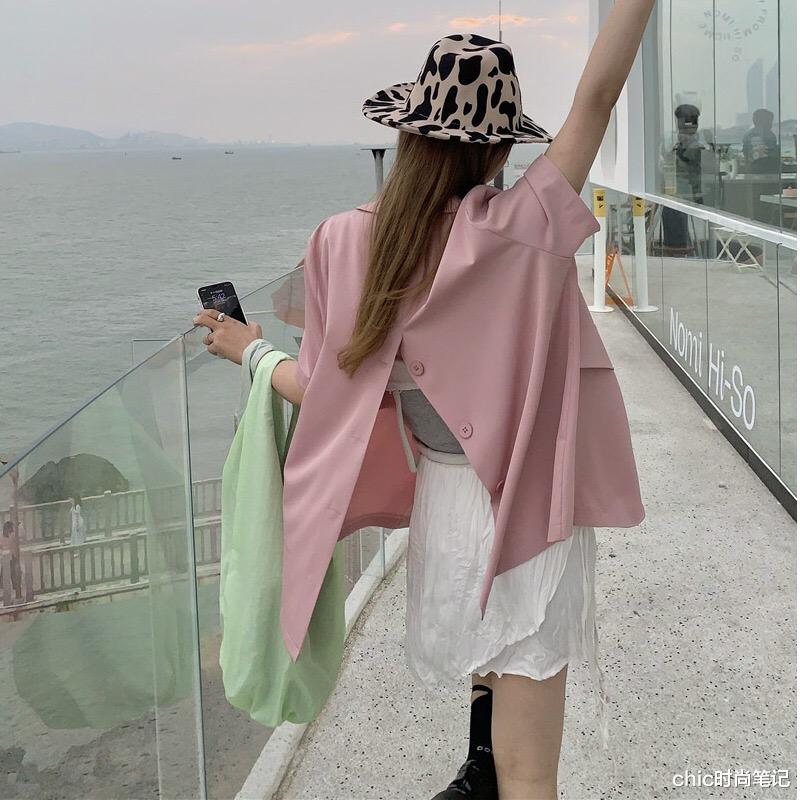 chic时尚笔记|如今选衣 ，漂亮已不是唯一诉求，更需要显腿长显腰细
