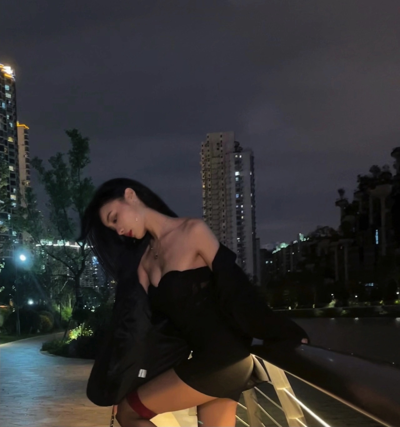 穿衣搭配|被调岗后，我被领导的操作搞得心都凉了，开始更新简历找工作