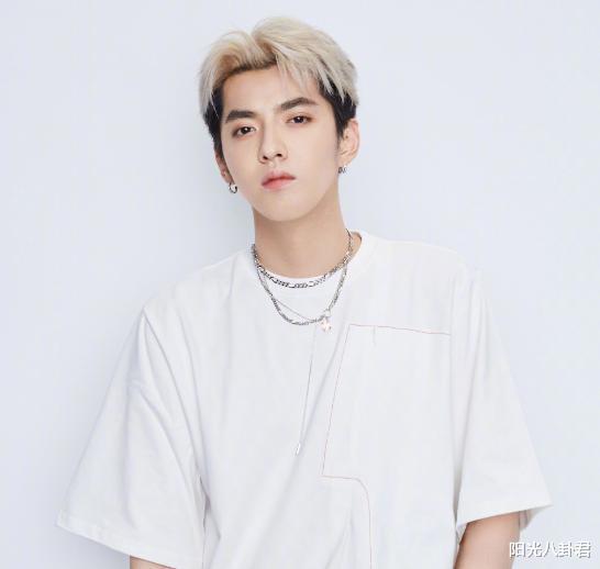 吴亦凡|吴亦凡波及娱乐圈，曾力挺他的三位女性被禁言，多位明星取关删帖