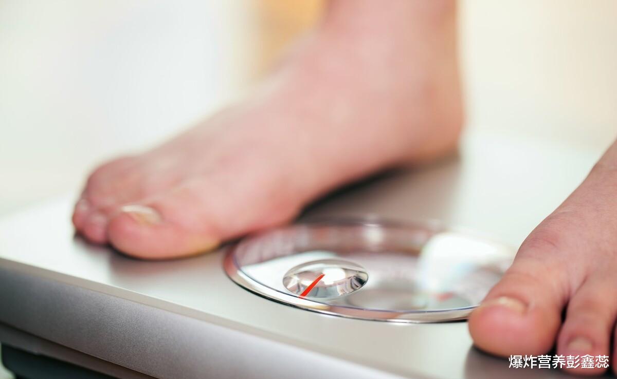 长寿|终于发现体重和寿命之间的关系了，45岁以后，在这个范围内最长寿