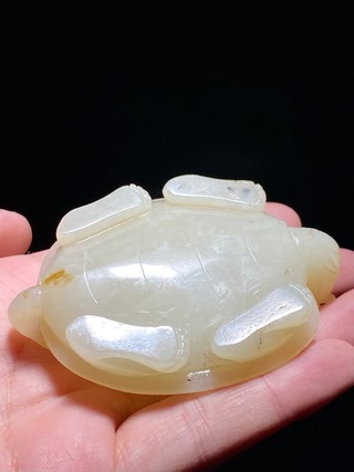 和田玉籽料|清 和田玉籽料 白玉 龙龟 摆件 把件 纸镇