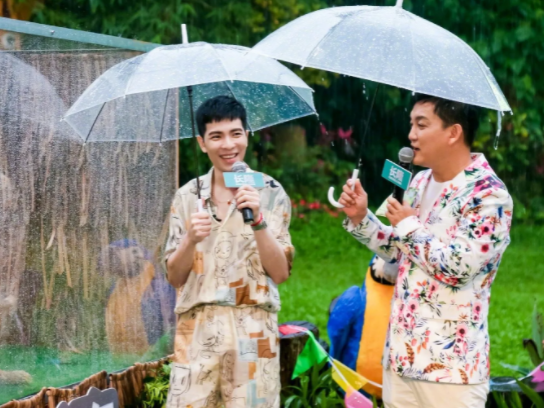 萧敬腾|萧敬腾因为“武汉暴雨”辟谣？或是第一位因为天气原因辟谣的明星