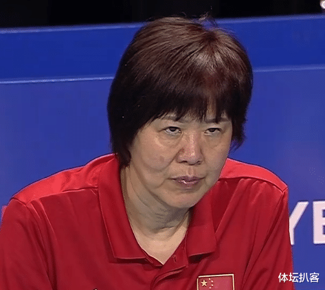 郎平|3-1！中国女排开门红！郎平黑脸不满连丢6分，喊话队员：大胆发球