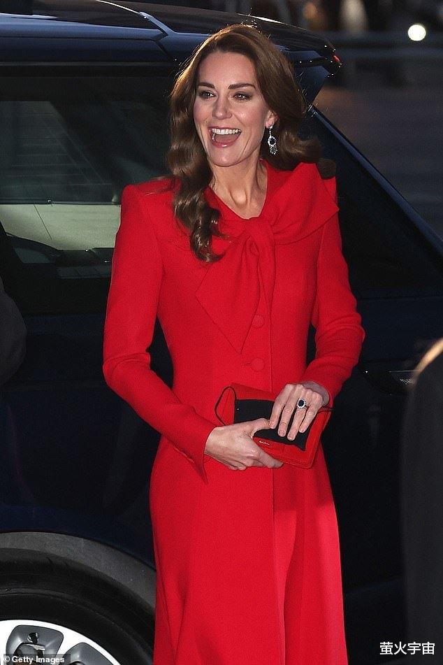 凯特王妃|39岁凯特王妃主持活动，娘家人齐捧场，未来王后更自信梅根没法比