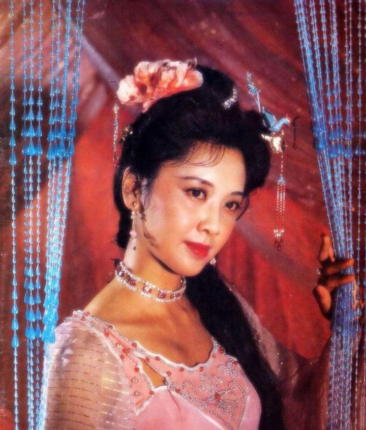 王菲|女儿国国王朱琳真的为了唐僧终身不嫁吗，其实只是一个美丽的误会