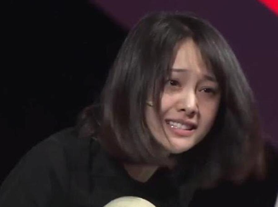 肖战|郑爽的“出格”，折射出多少中国女明星的无奈？