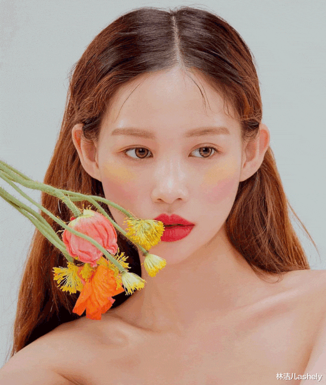 发际线 胎毛刘海太神奇了，修饰杨幂、热巴发际线，让童瑶、江疏影更减龄