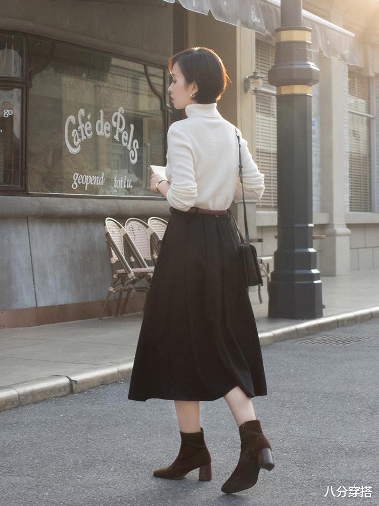 八分穿搭 “针织衫+半身裙”才是秋冬标配，穿上保暖还优雅，时髦百搭