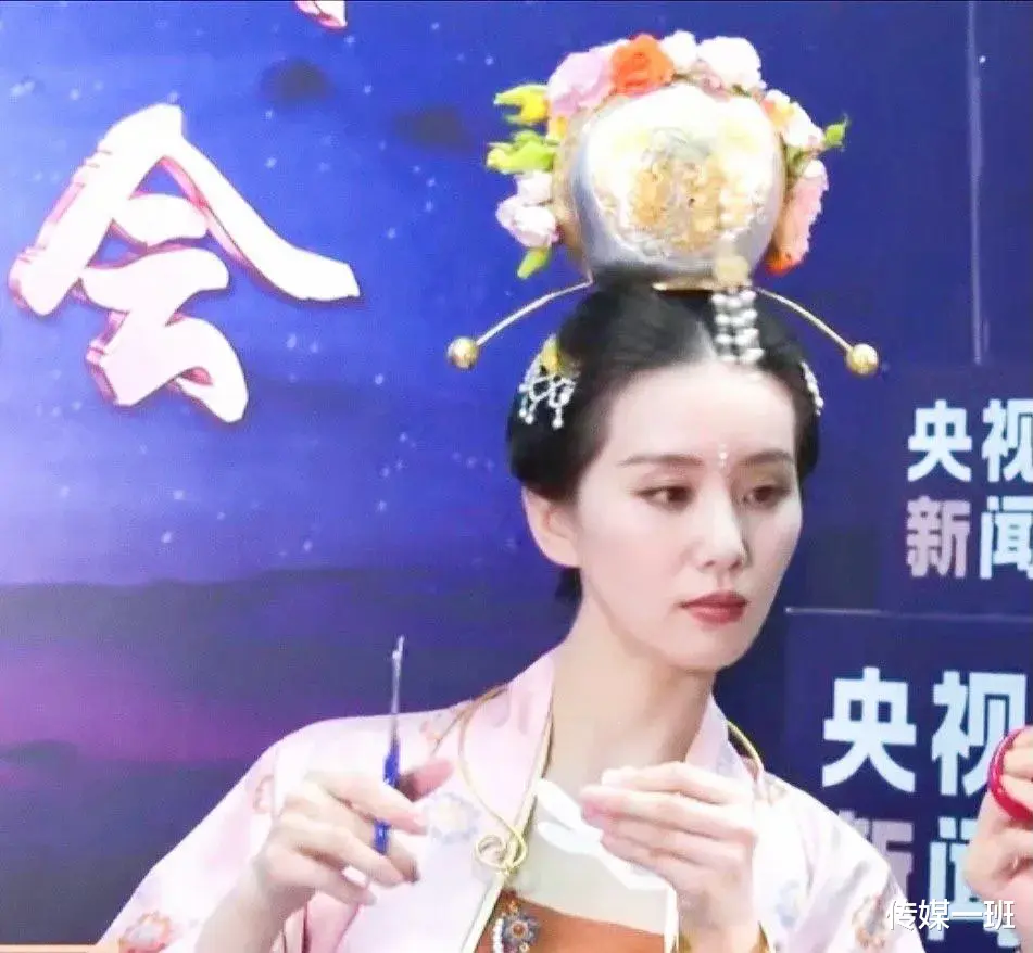 央视|央视中秋晚会明星造型曝光：欧阳娜娜白裙甜美，刘诗诗古装惊艳