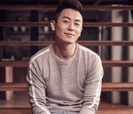 朱亚文|曝朱亚文又一悬疑剧，搭档刘畅、白客阵容豪华，却屡遭网友质疑