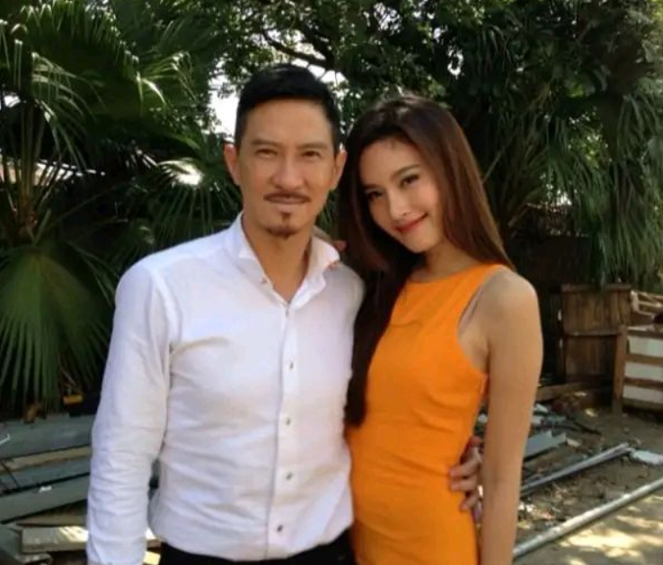 娟妈育儿生活|陈木胜邀请张家辉拍《扫毒》时对他说:你在戏里有个泰国女友,你俩有很多吻戏