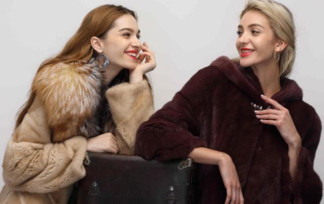 果莓妈咪说 曾经一件能卖出上万元，如今甩卖都没人要，为何民众不去买了