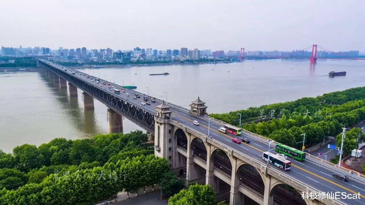 科技修仙EScat|扬州百米大桥被撞断,为何撞桥事故不断,水上的大桥却不防撞?