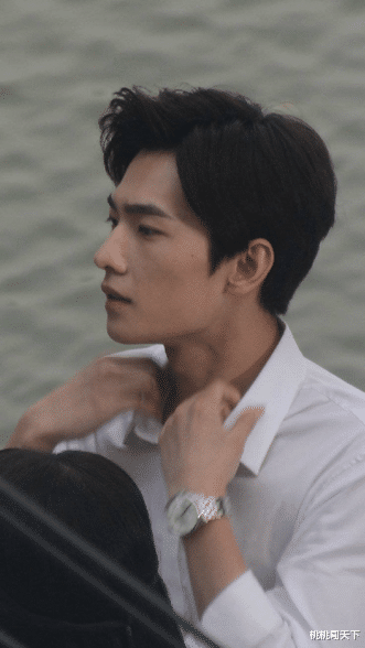 赵颂茹|憨憨杨洋，耿直男孩