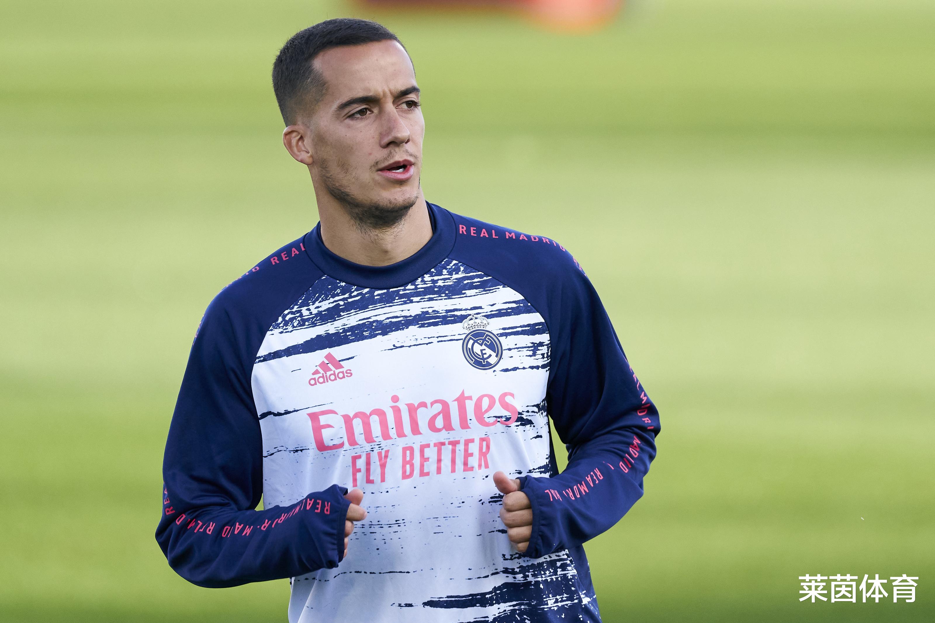 皇家馬德里|29歲突然爆紅？4大豪門(mén)瘋搶皇馬右路王牌 曼聯(lián)送4年合約