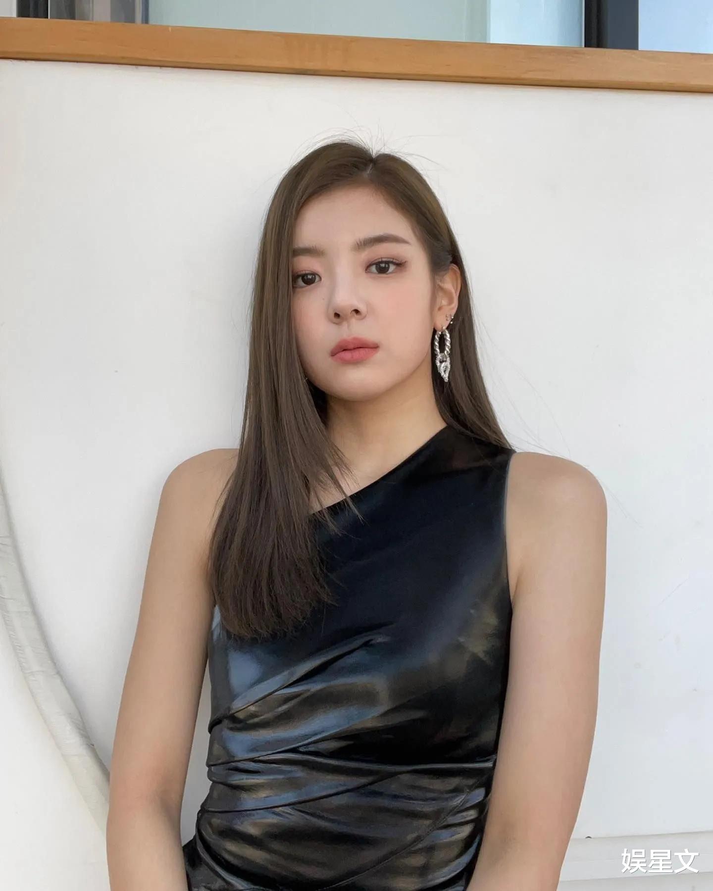 d社|6位韩国Dispatch选出完美肩部线条的女爱豆