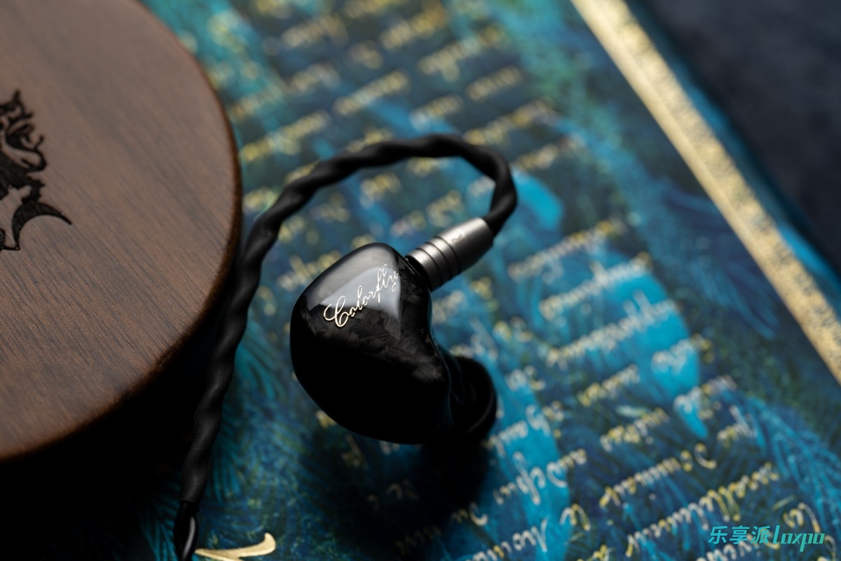 Hi-Fi|甜品级小尾巴，Colorfly CDA-M1便携式解码放大器