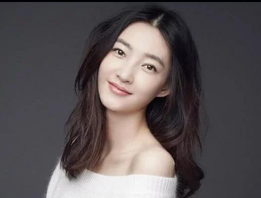 明星|来自内蒙古的4大美女明星，个个貌美如花，你最喜欢哪一个