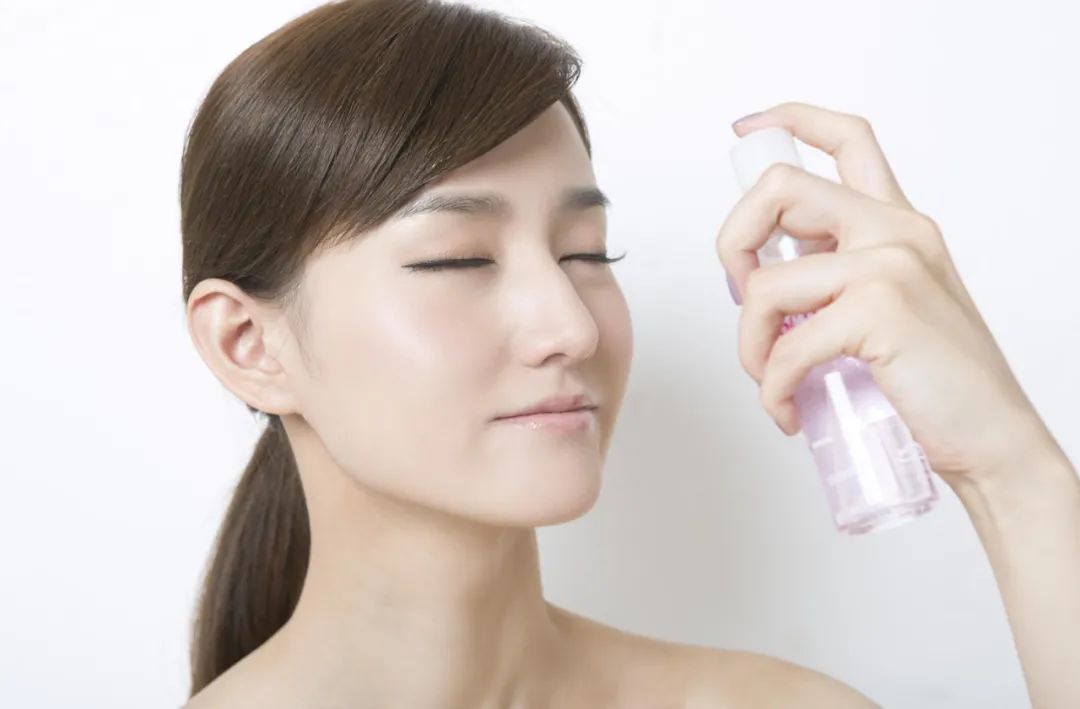 健身 爱美的女性大多都有这4个共性，长期坚持不化妆也会很有魅力