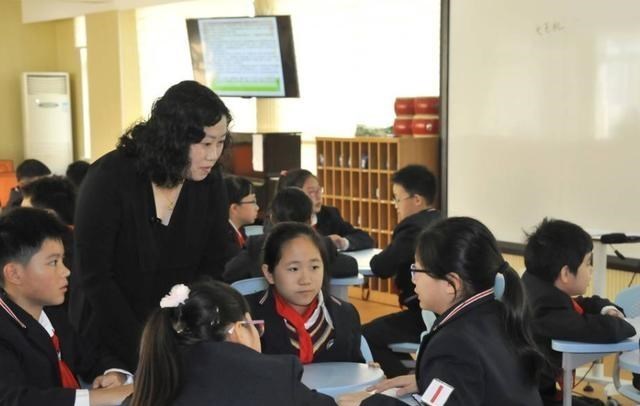 教师|教育部伸出“无情铁手”，这些老师将清出教师岗位，家长拍手叫好