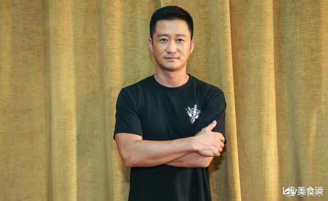 吴京|吴京晒剧组伙食火了，简单又管饱，忍不住点赞，网友：太接地气了