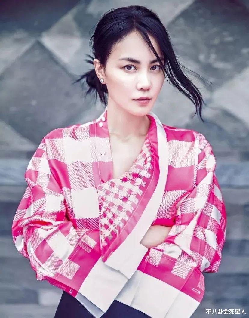 秦岚|深陷“骨相雷区”的明星，杨幂秦岚衰态显露，王菲也有“后遗症”