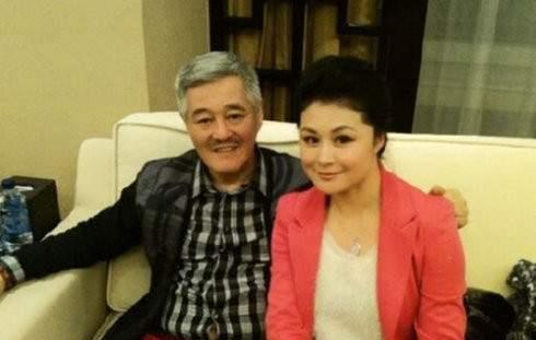 赵本山|赵本山卸任“本山传媒”董事职务，这是正式准备退休了吗？