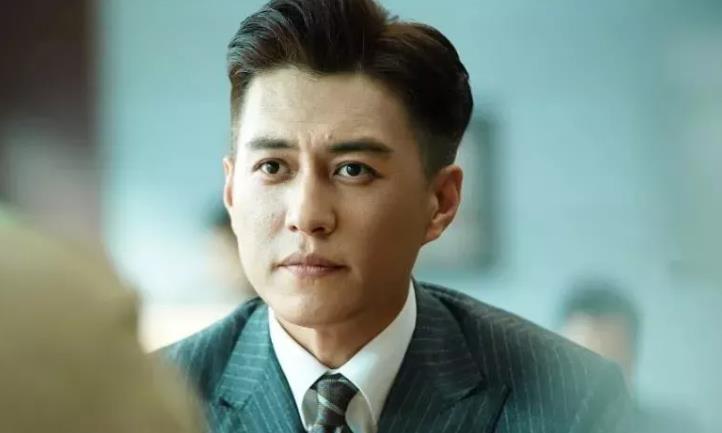 马伯庸|6位男演员“可塑性”受争议：黄景瑜上榜，靳东角色都是精英像