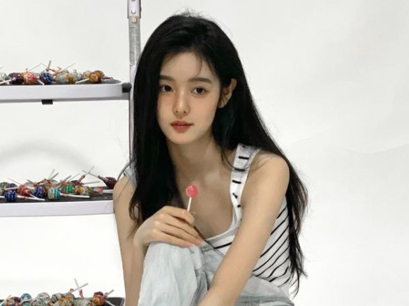 吴亦凡|又有女网友晒出与“吴亦凡”的聊天记录,梳理整件事情的来龙去脉