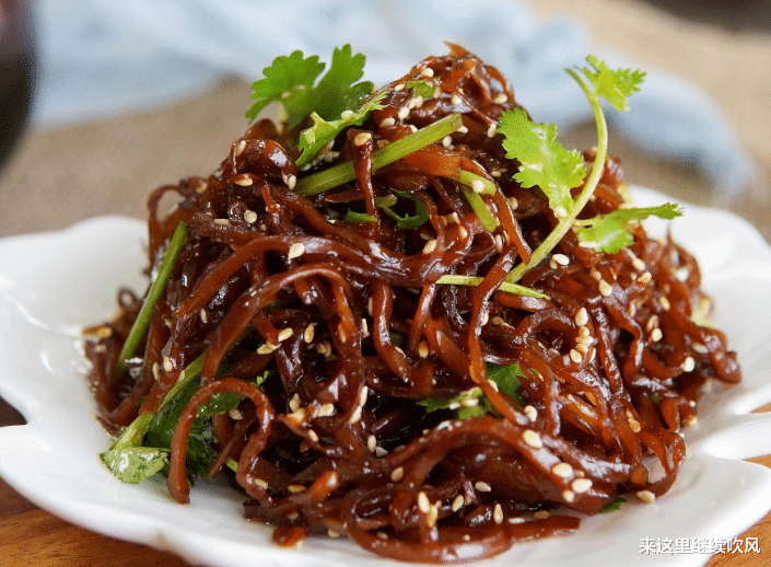 运动|1种“调料”比食盐还伤害甲状腺？医生：做好2件小事，甲功更稳定