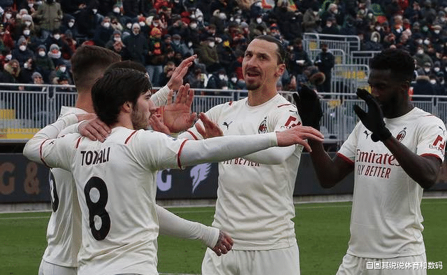 泰山隊|米蘭3比0勝威尼斯，卡盧盧打中衛(wèi)表現(xiàn)不錯，伊布和萊奧這場很強(qiáng)