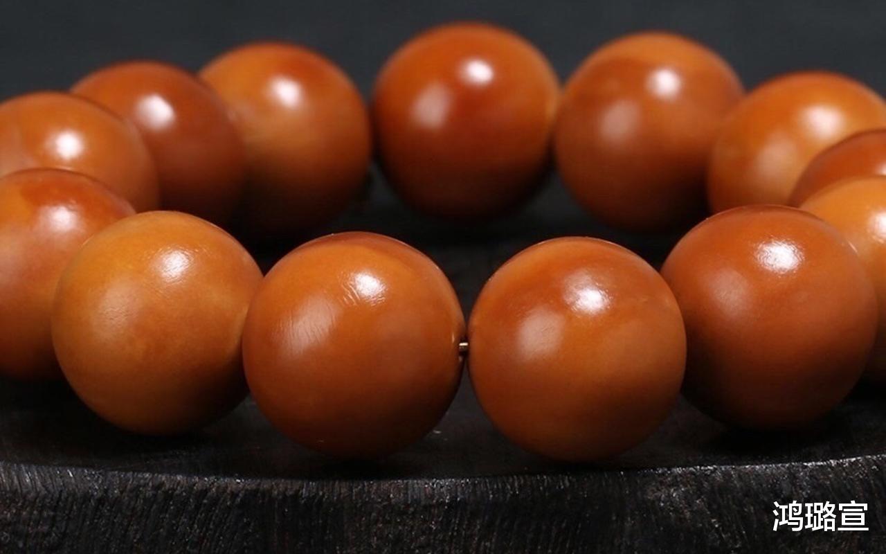 橄榄核|文玩改头换面之后自己亲妈也认不出，却迎来了喜忧参半不同的人生