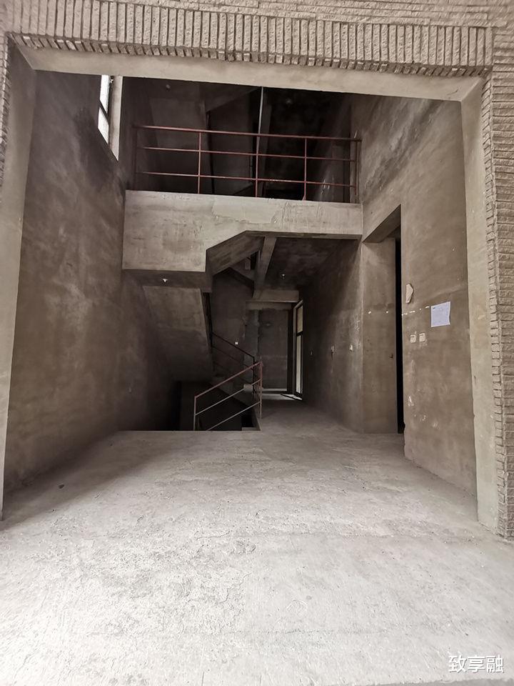 深圳市|【成都天府新区】700平米12居室清水别墅6.2折起拍，捡漏620万！